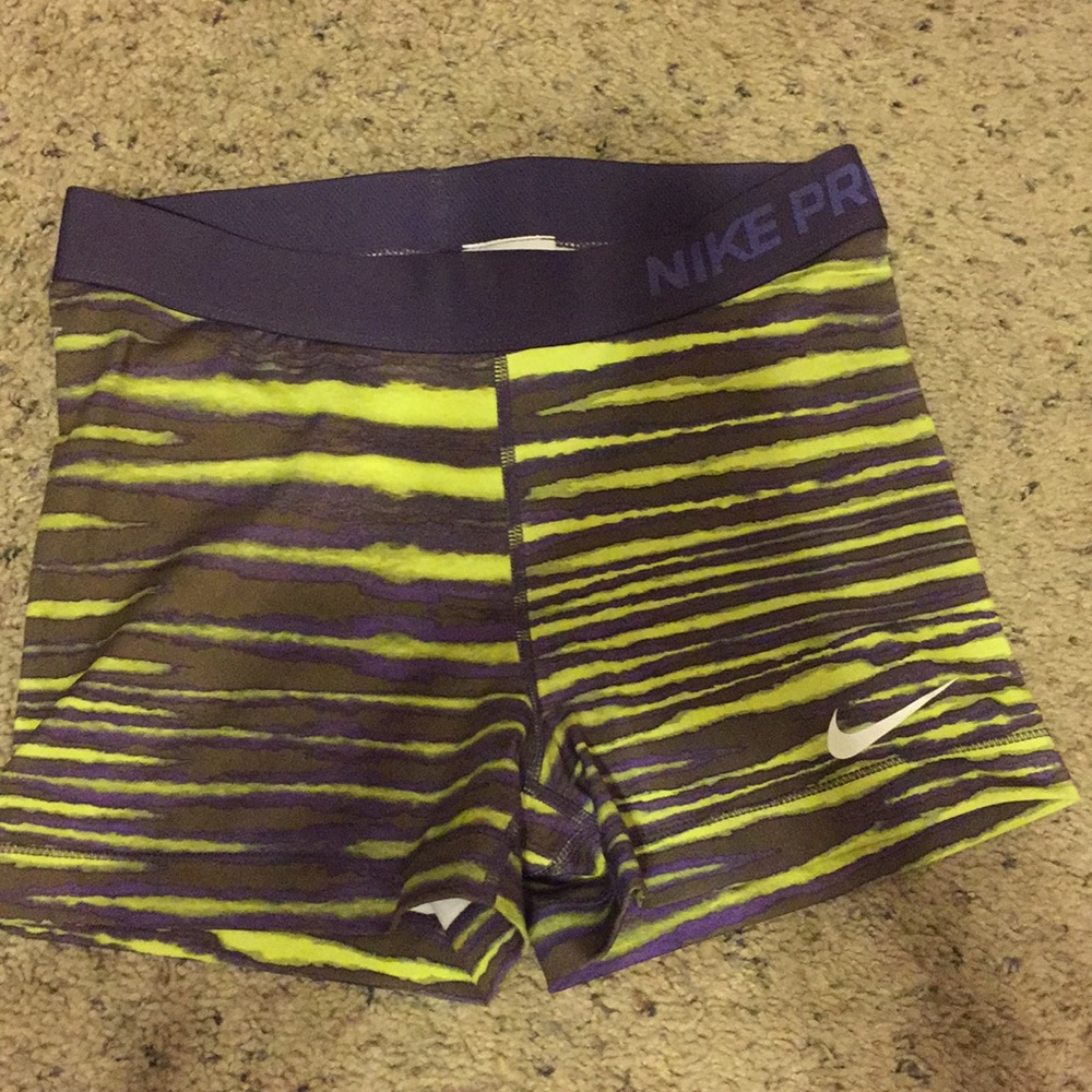 Nike pro compression shorts